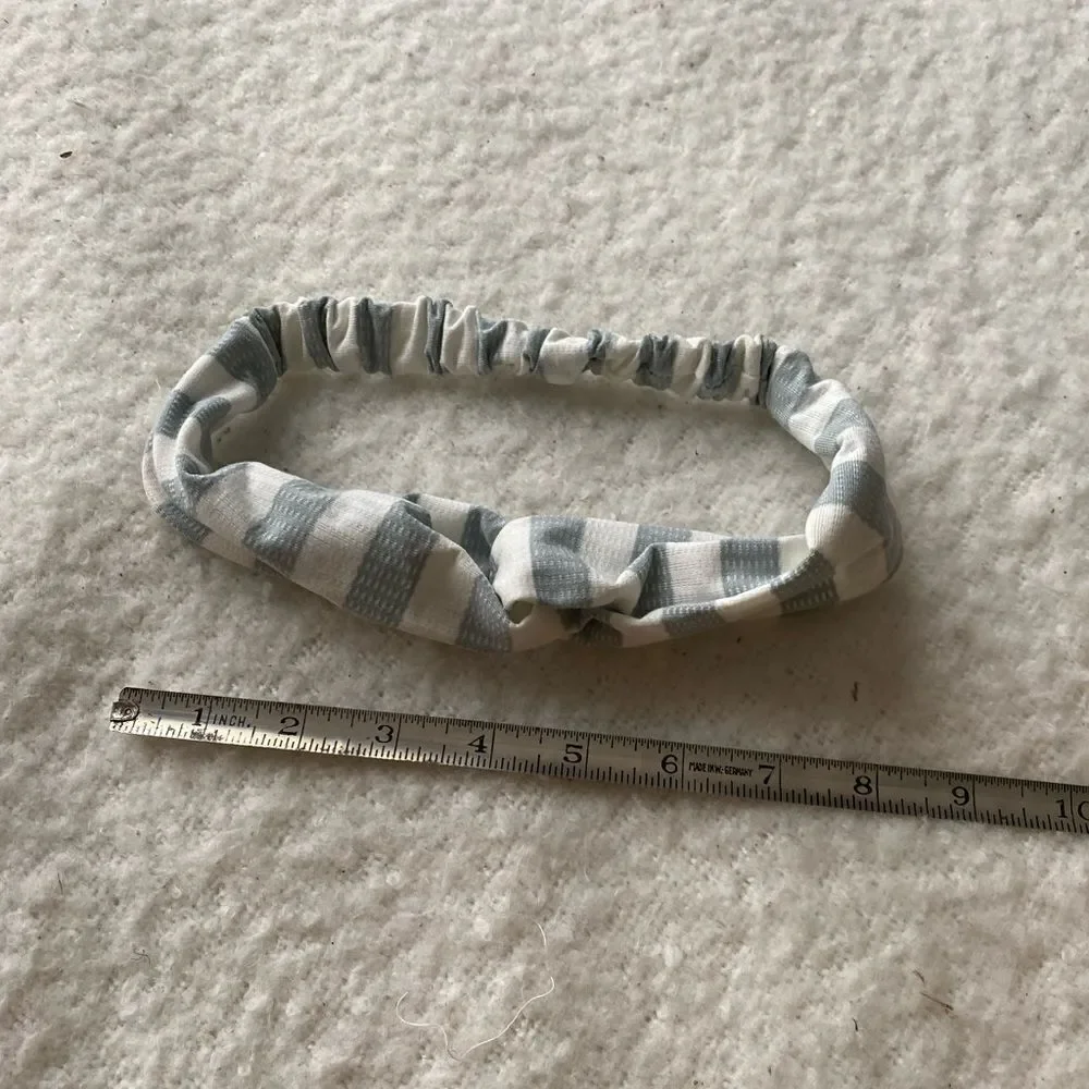 Gray and White Striped Knot Headband